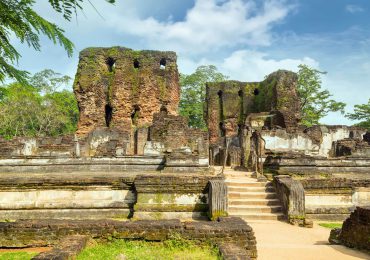 Royal-Palace-of-King-Parakramabahu-in-the-world-heritage-city-Polonnaruwa-Sri-Lanka